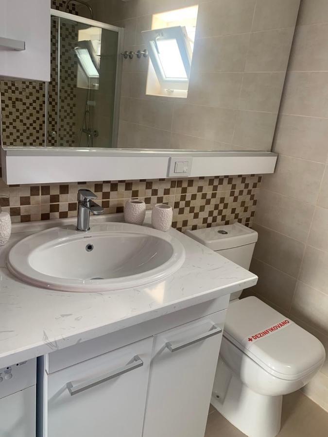 Apartments Knezevic Улцинь Екстер'єр фото