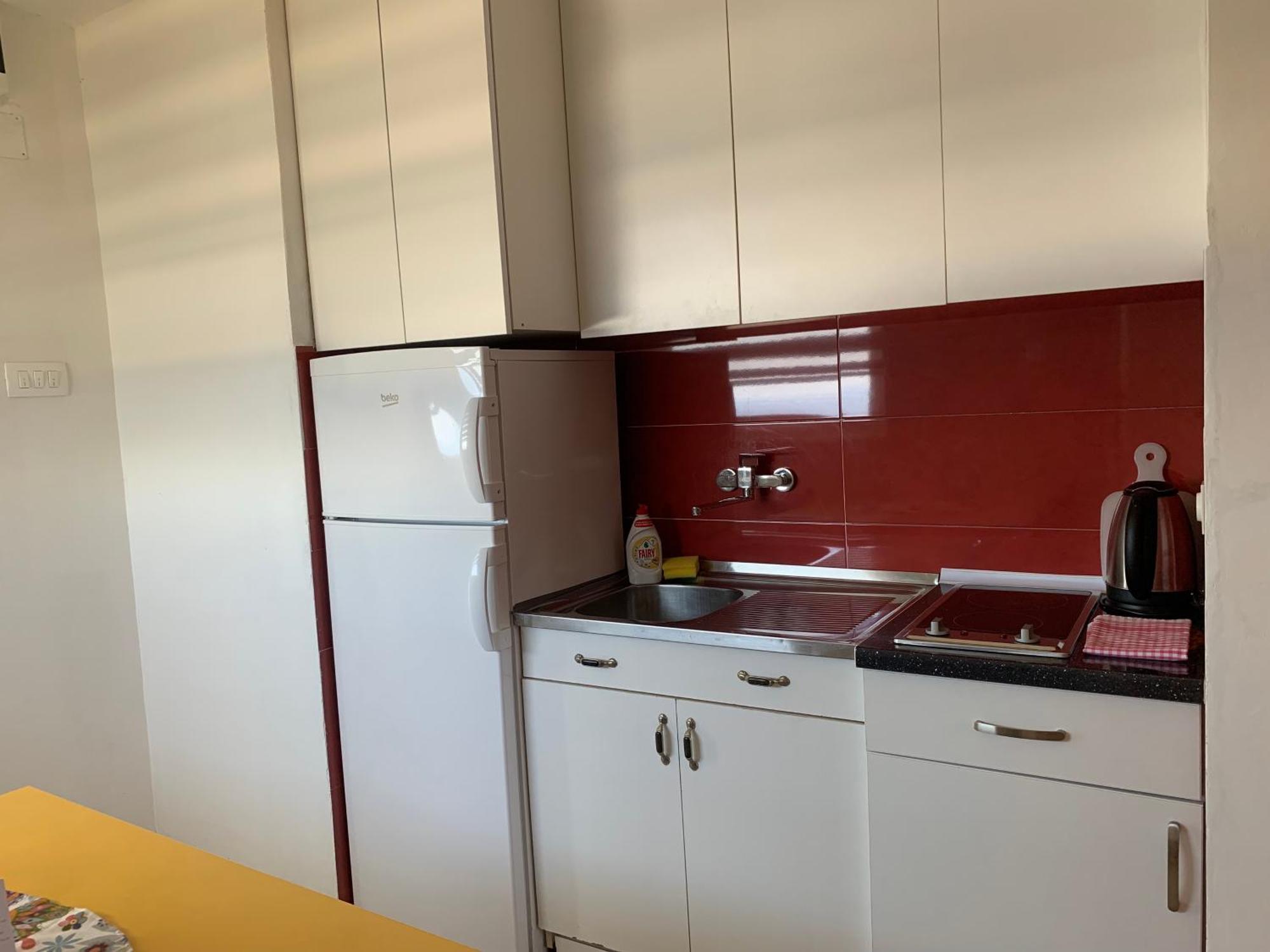 Apartments Knezevic Улцинь Екстер'єр фото